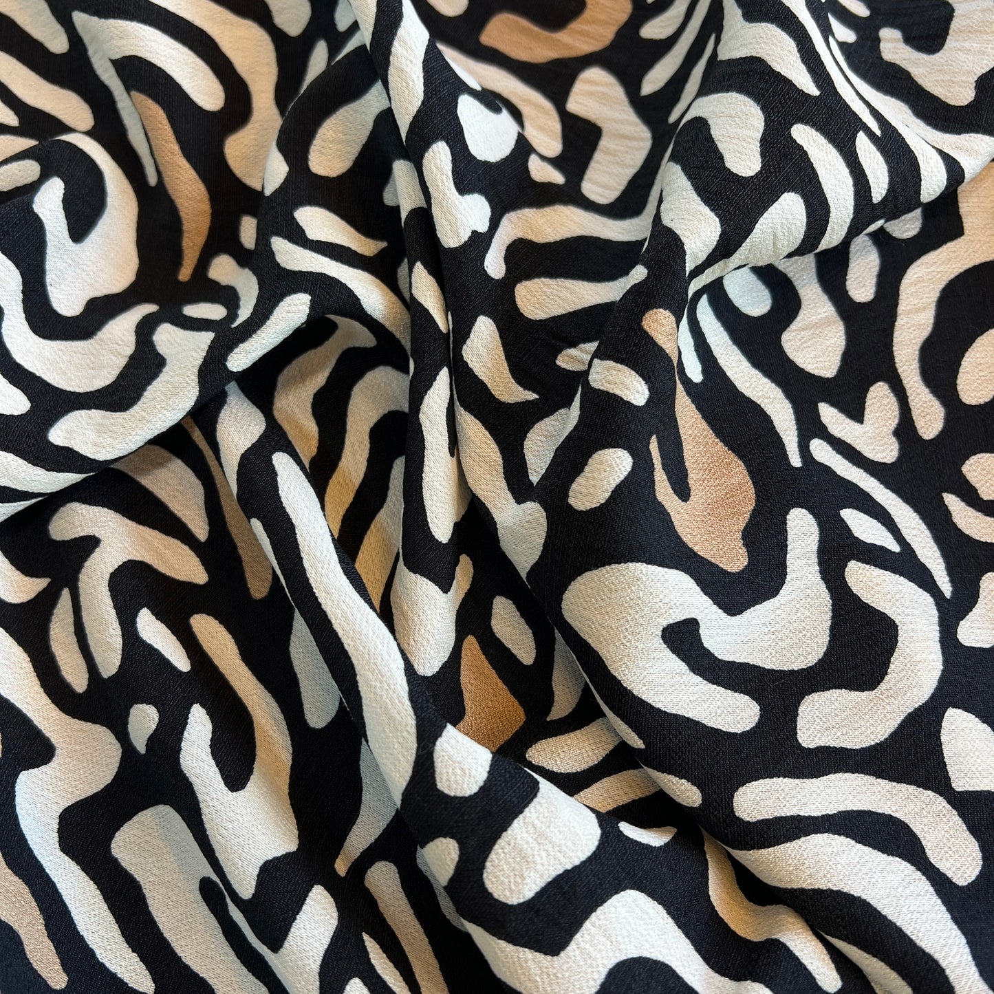TELA TAHORI PRINT