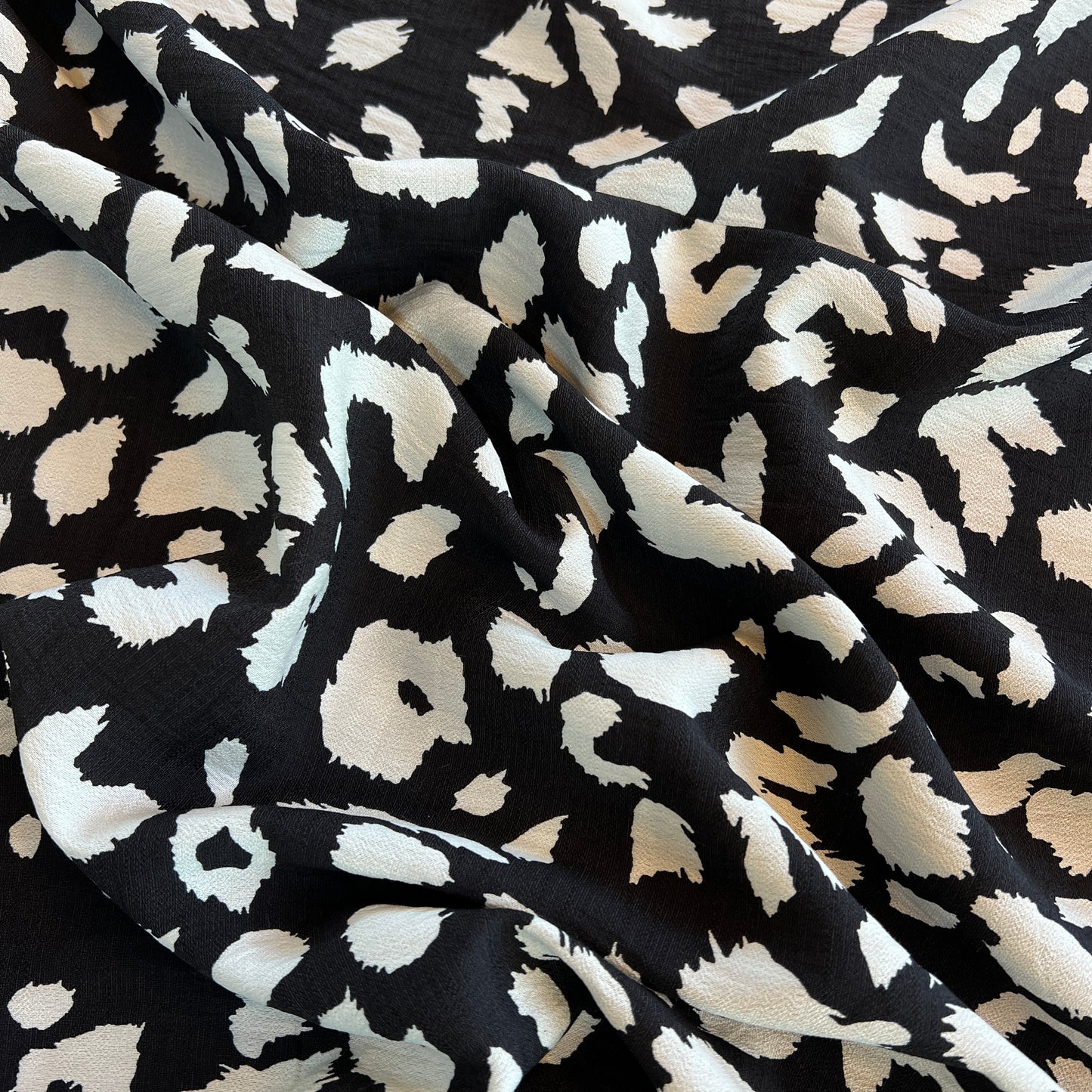 TELA TAHORI PRINT